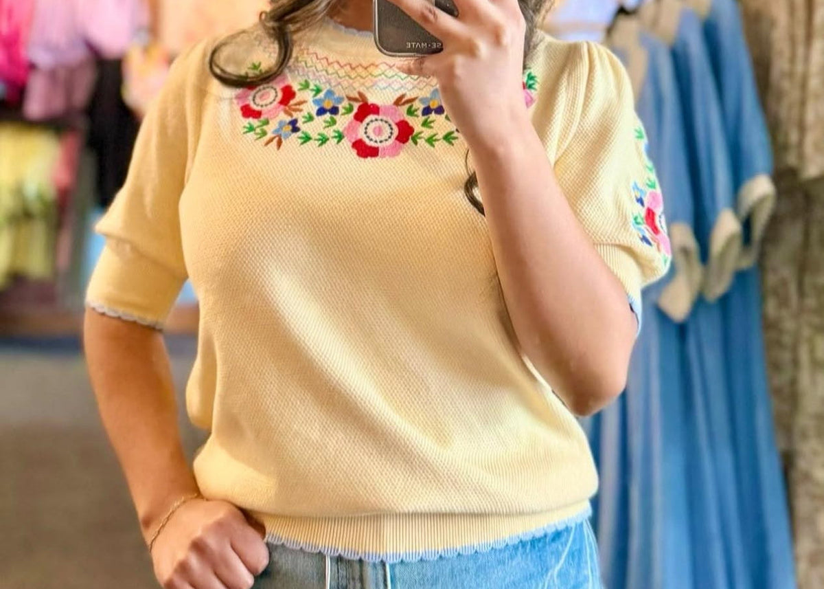 Betty Knit Floral Scalloped Top