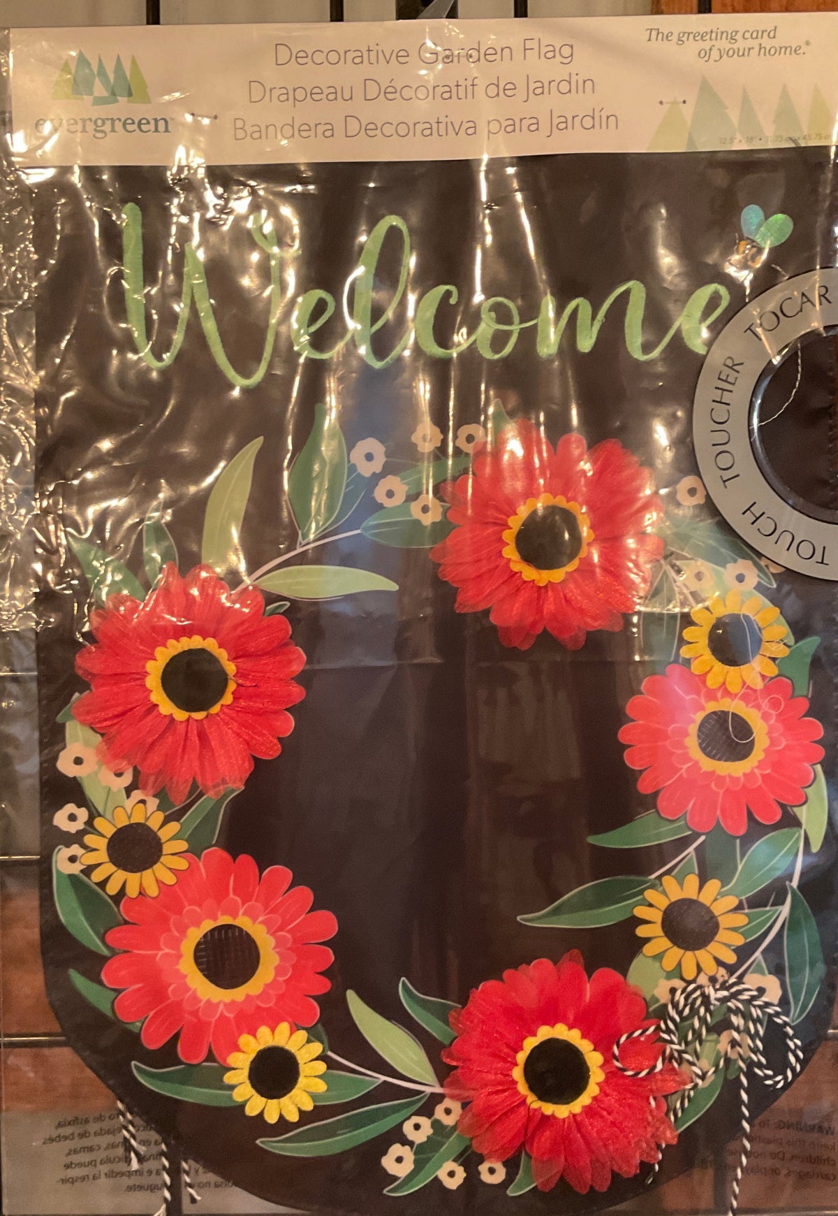 Welcome Wreath Garden Flag