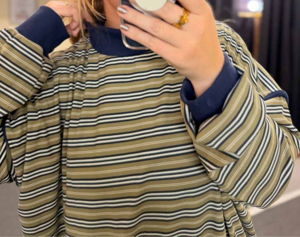 Contrast Ribbed Mock Neck