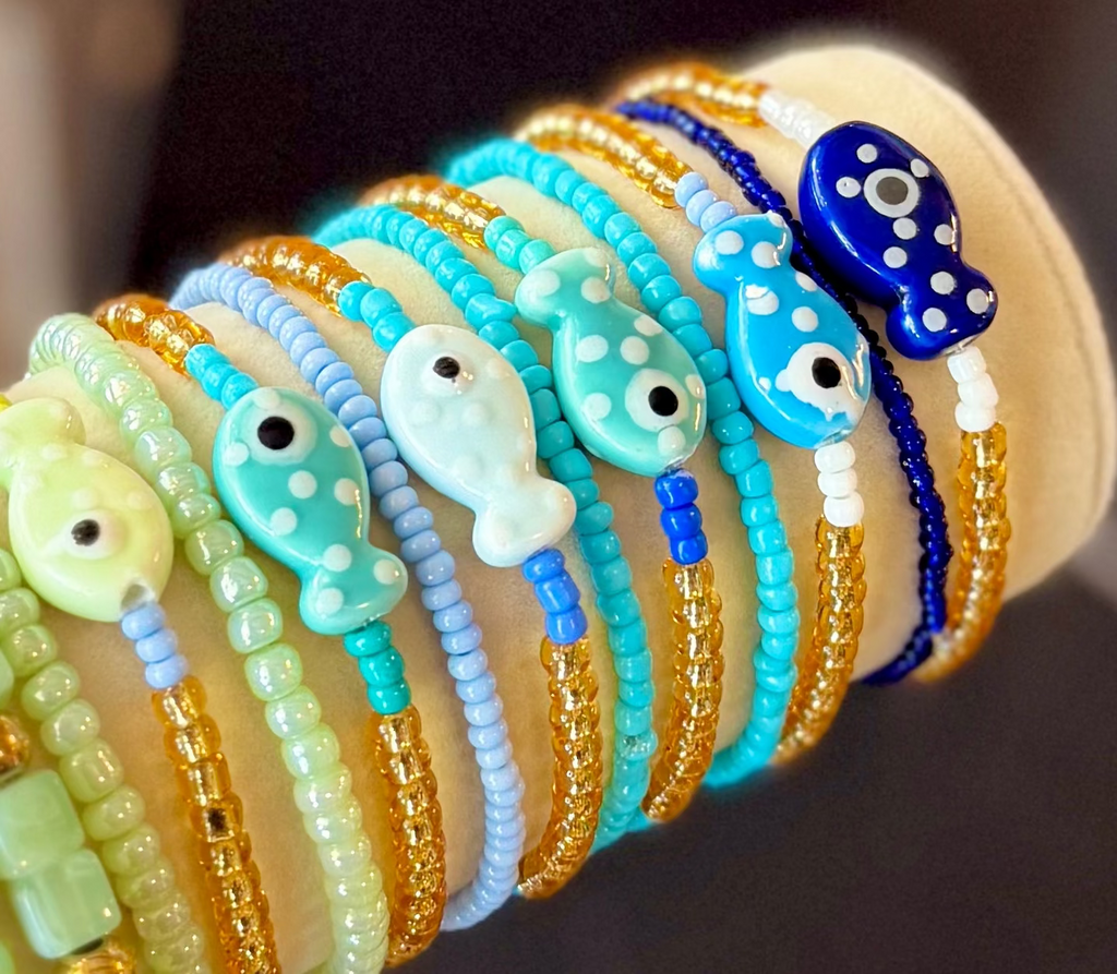 Beachy Beads Fish Charm Bracelet Set